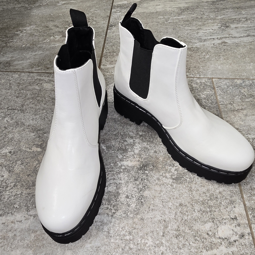 Rocky Women's White Ankle Boots